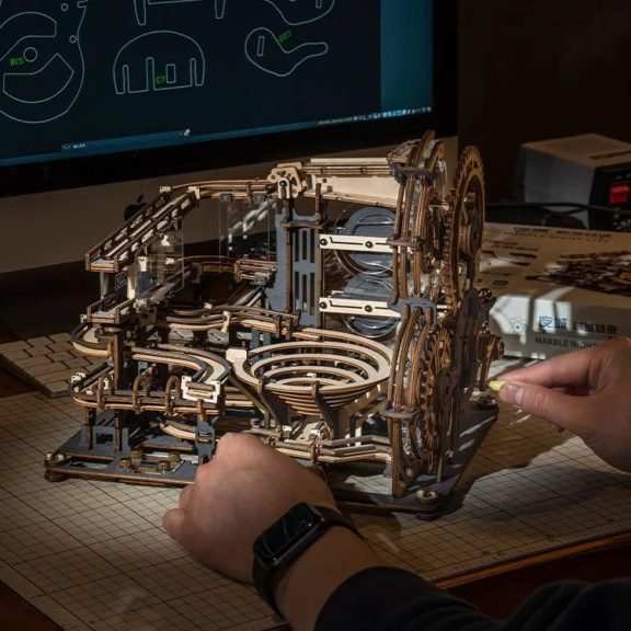 Golyópálya "Éjszakai város" 3D Puzzle Golyópálya "Éjszakai város" 3D Puzzle