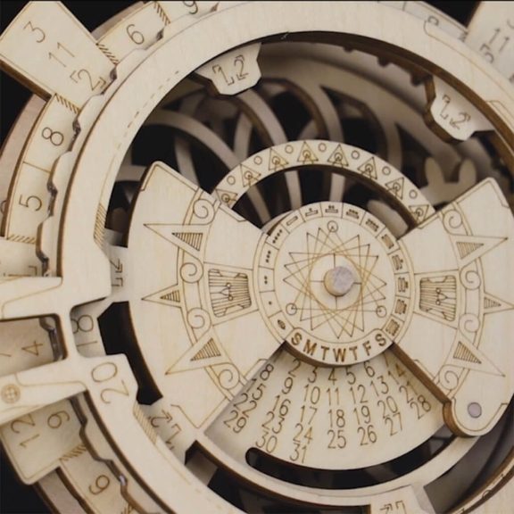 Öröknaptár 3D Puzzle